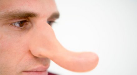 стартира големият лъжец света