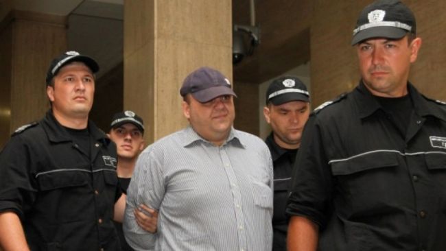 Изнасилват Чеци в пандиза