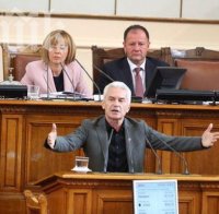 Бомба! Волен се отказа от имунитета си