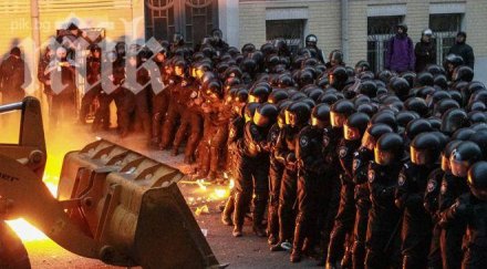 протестиращ киев загина паднал високо схватка бойци беркут