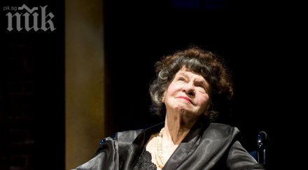 стоянка мутафова празнува години сцената