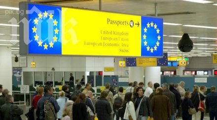 българите румънците острова добре пазара труда местните