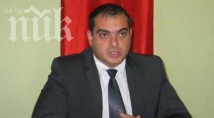 червен юрист отказът имунитет депутатите атака правна стойност