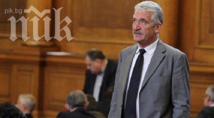 кръшен женски смях викове любовнико огласиха парламента