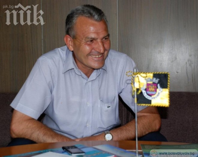 Хиляди изпращат Георги Славков-Бенкса