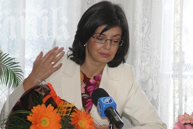 Кунева: Управляващите не изпълниха обещанията си