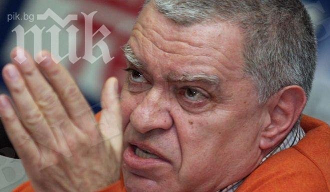 Проф. Константинов: Полицаят във Варна е трябвало да счупи главата на Сидеров и да го закопчае