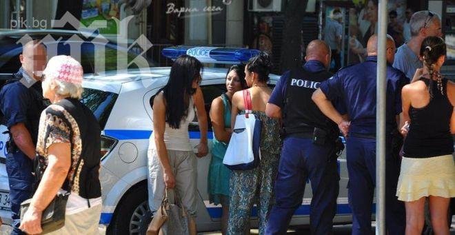 Адвокатка прави секс със задържан