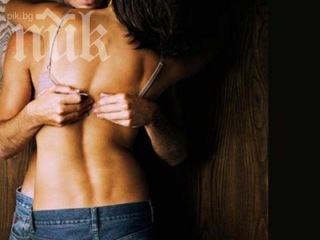 Мерзост! Учител опипва ученички и си иска секс, за да не им пише двойки!