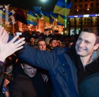 Виталий Кличко: Оставката на правителството не е достатъчна! Янукович, върви си