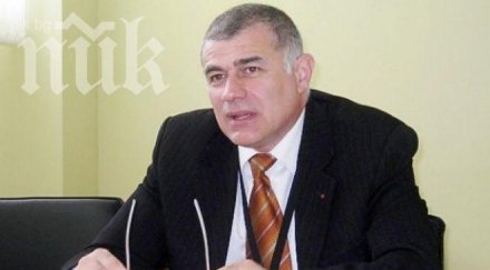 стажът пенсия изплащане