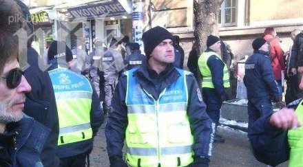 антиокупаторите ректората разотиват имали работа