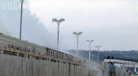 пристанище варна затворено нетоварни кораби