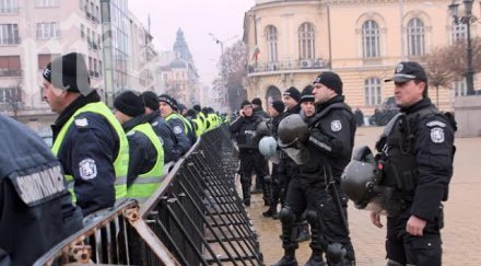 души скандираха москва парламента