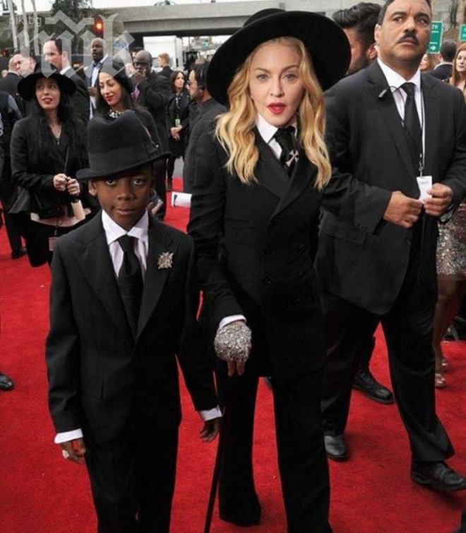 Шок! Мадона се разпада като Майкъл Джексън (снимки)
