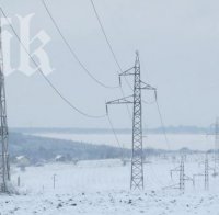 Снегът и леденият вятър остави две села в Сливенско без ток