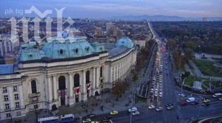 засилена охрана ректората