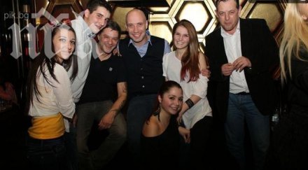 срамота продават бахаров куката джаро комплект бона снимки