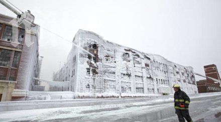 студ отново сковава чикаго температурите падат минус