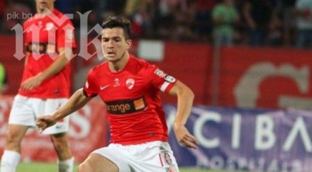 ботев поиска шести футболист румъния