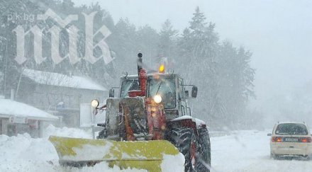 снежен варненско спасяват майка бебе преспите