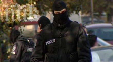 българи арестувани испания франция трафик крадени коли