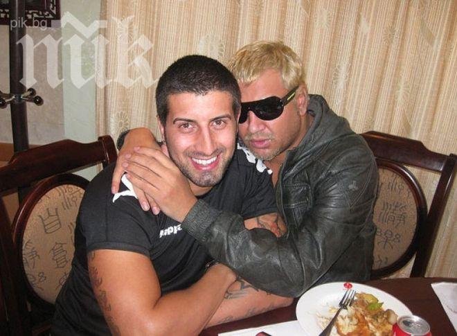 Любовник на Азис гние в ареста, чакат го 10 г. затвор. Певецът му обърна гръб