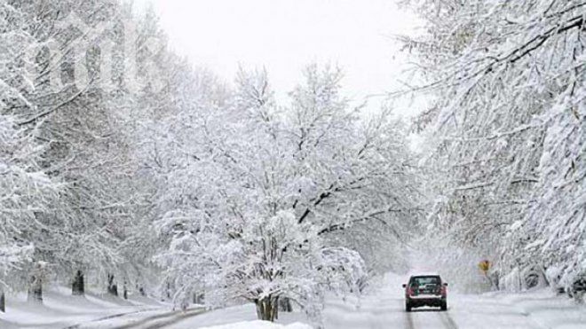 Лошото време затвори пътя Варна-Добрич