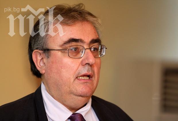 Огнян Минчев: Борисов да се извини – помагаше на олигархията