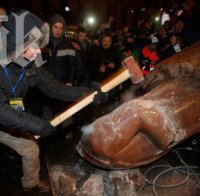 Украйна на прага на гражданска война! Пускат огнехвъргачки срещу протестиращите 