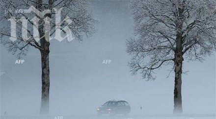 австрия потъна снежни преспи