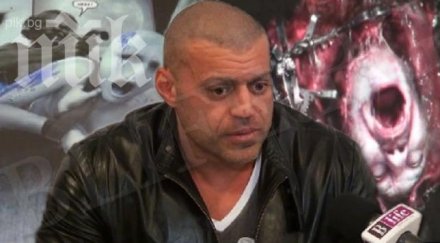 българин създава чудовищата холивуд снимки