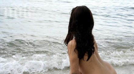 култово видео ямболски баровец троши лаптопа щерка хвърля морето крещи диалект къв фейс видео