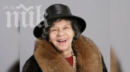 стоянка мутафова празнува сцената сатирата