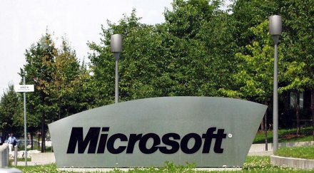 новият шеф майкрософт индиец