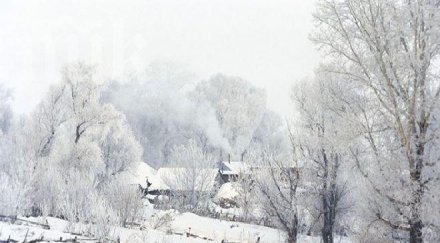 зимата продължава държи ледена хватка чакат температури 10º средата седмицата