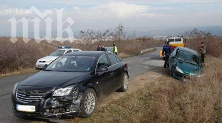 мерцедес натресе вектра