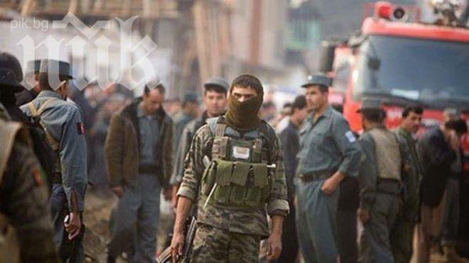 Бивш командващ на канадските сили в Афганистан арестуван по подозрение за контрабанда на оръжия