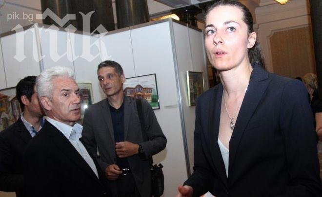 Деница Гаджева разкри: В парламента има пасивни и активни гейове! Познават се по начина им на гласуване!