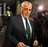 Ваньо Танов: Румен Петков издаде, че Алексей Петров е секретен сътрудник на службите! Той беше употребен! (обновена)