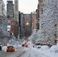 Зимни бури блокираха милиони американци