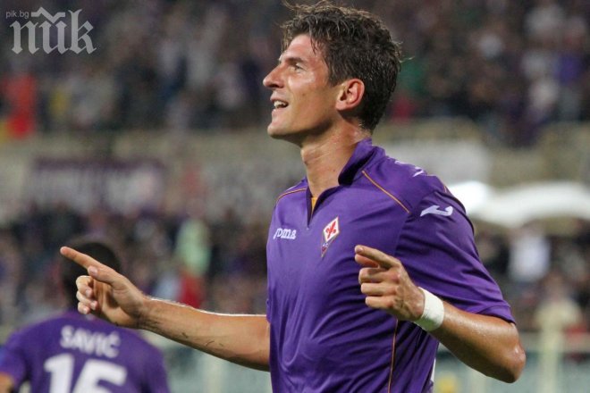 Марио Гомес най-сетне се завръща в игра за Фиорентина, но Алберто Акуилани се контузи