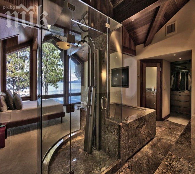 $6,5 млн. за къщата на 2013 г., позната от втората част на Кръстникът (снимки)