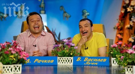 колеги зуека рачков мислят политик нагласил водят две капки вода