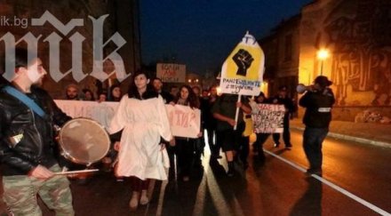 ранобудните протестират министерски съвет