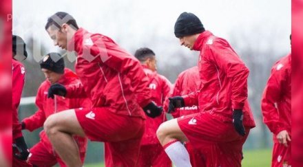 бербатов играе псж отсече раниери