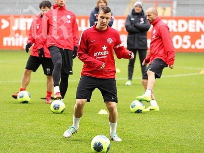 Майнц 05 похвали Тодор Неделев на български език