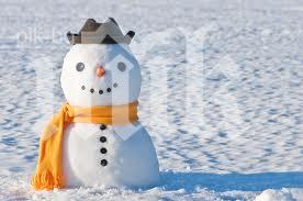 Продават снежни човеци с благотворителна цел в Русе