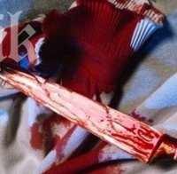 Кървава драма! Пиян мъж отряза главата на баща си и с нарязани вени се опита да скочи през прозореца