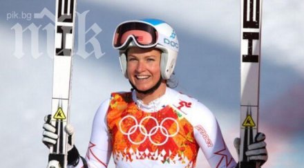 джулия манкузо води спускането суперкомбинацията